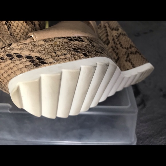 Nine West wedge sandal - Picture 10 of 10